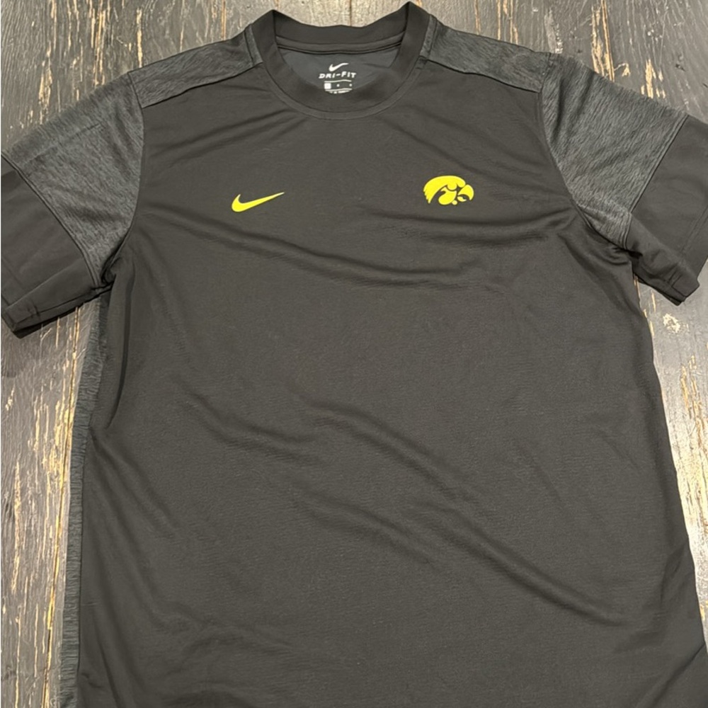 Iowa Hawkeyes Dri-Fit Shirt